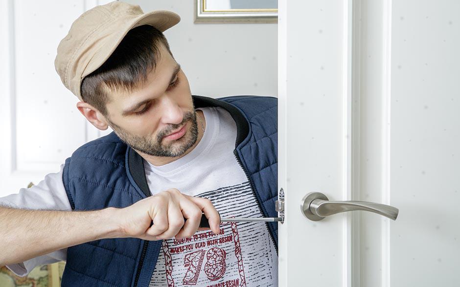 Arles remplacement serrure porte